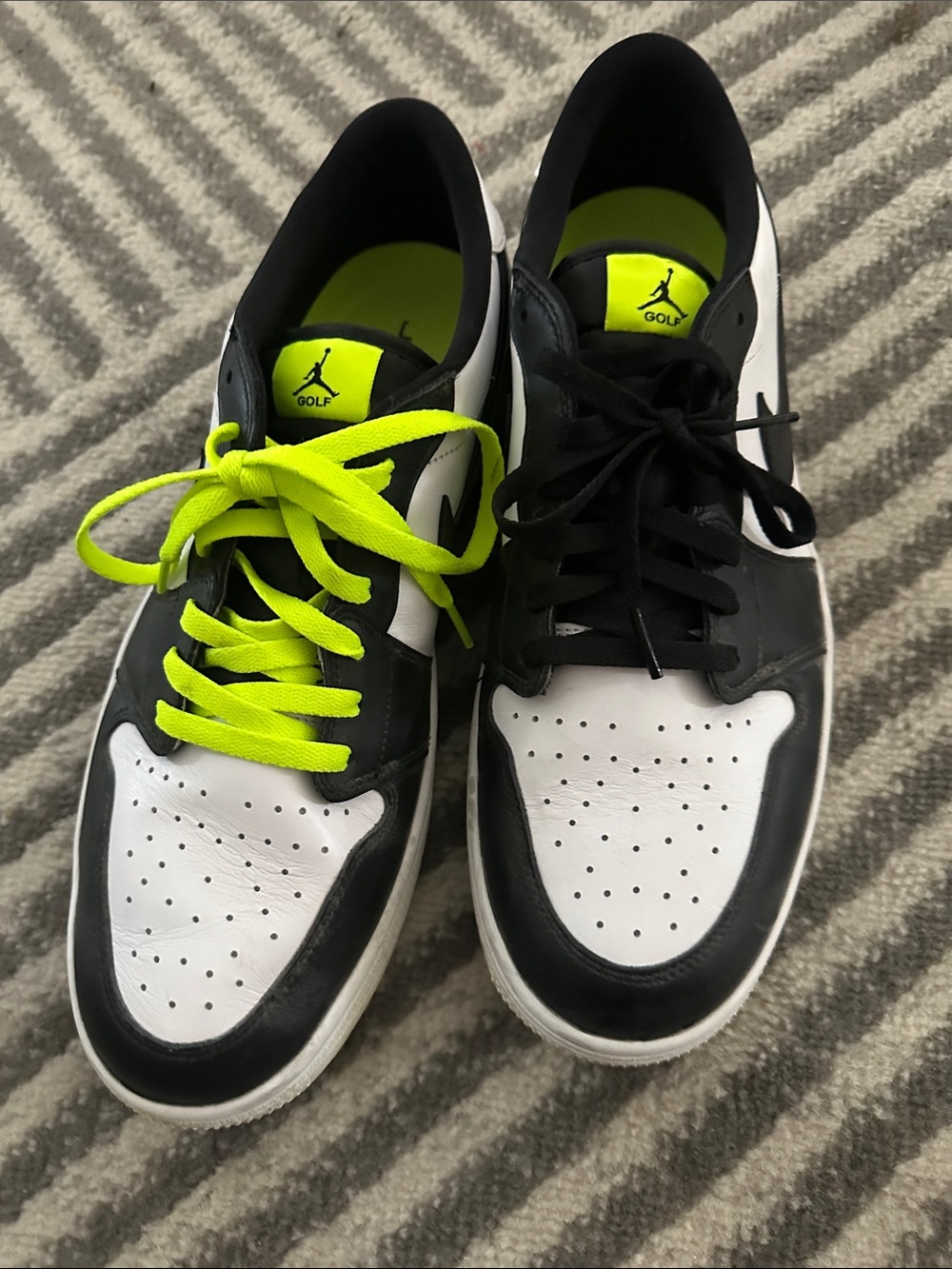 Nike Low-Top Sneakers - Black, White & Neon Yellow